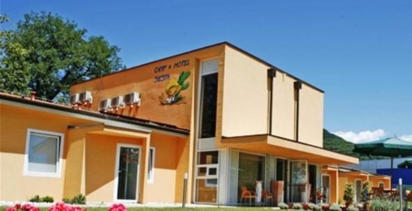 Garni Hotel Siesta Nova Gorica Exteriör bild